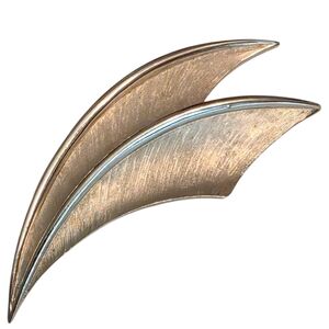 Chic Trifari Vintage Silver Brooch Pin